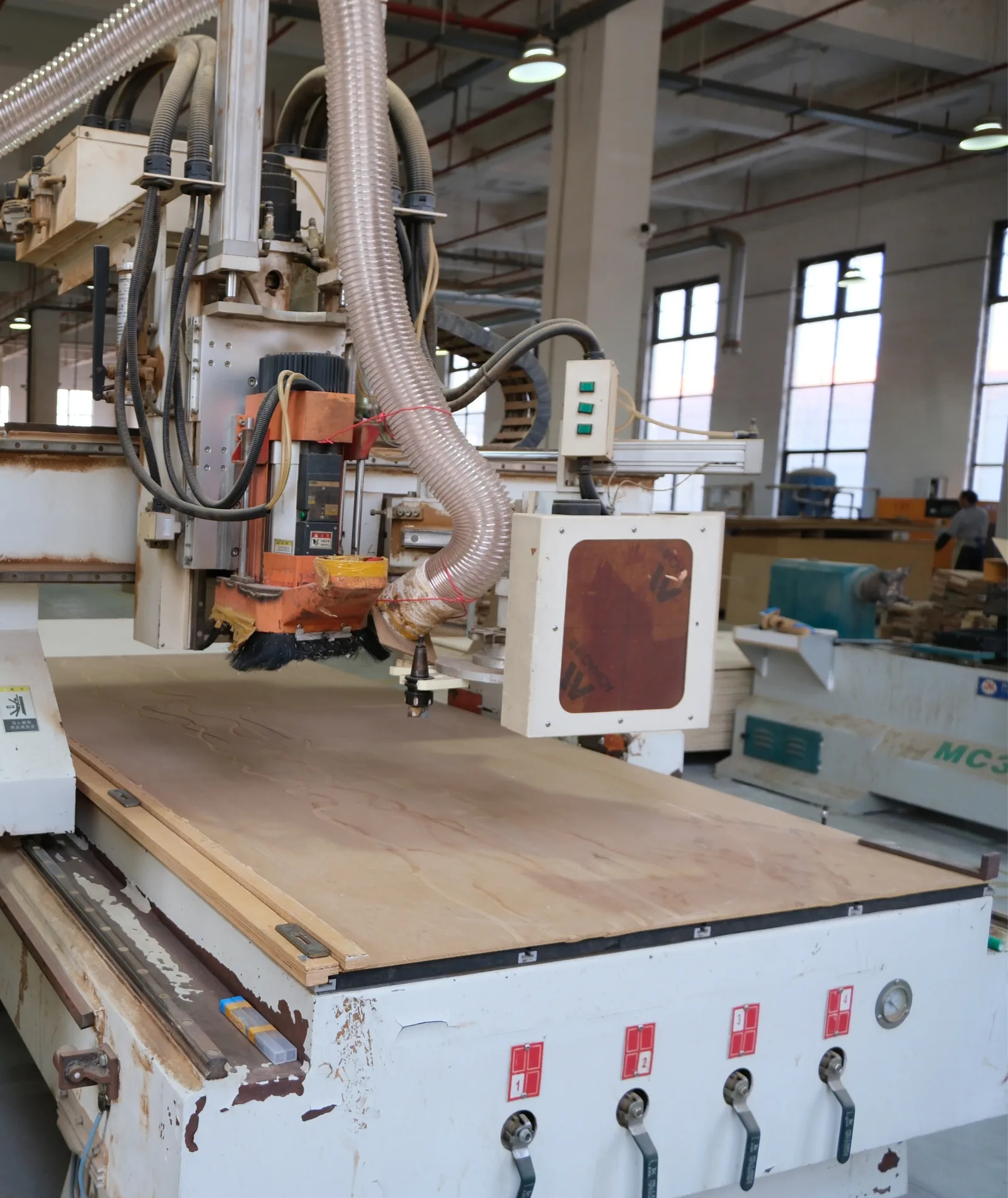 Factory machinery reference for table sizing and preparation